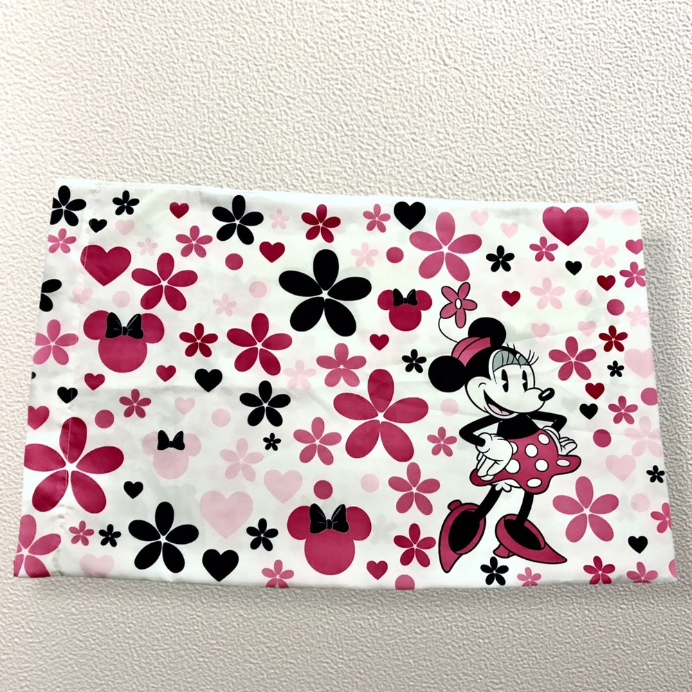Minnie Mouse Flowered Twin Sheet Set
